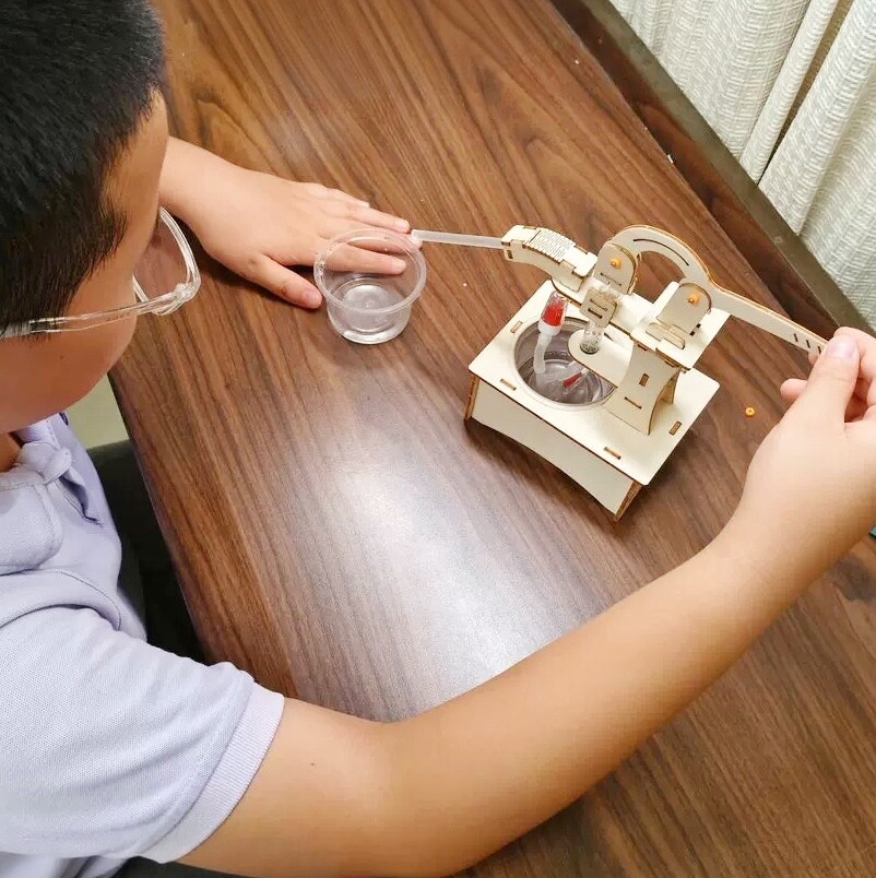 Wooden DIY Hand Pump Well Mode - Science Diy Model ulasan dan harga